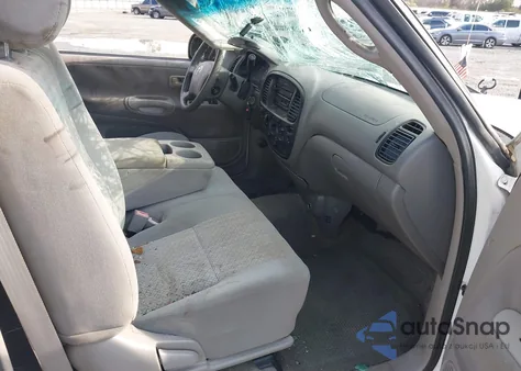 2003 Toyota Tundra Sr5 V8 из США, поврежденный, VIN 5TBBT44173S365196